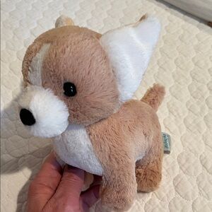 Jellycat Isobel Chihuahua Tan and White Plush Puppy